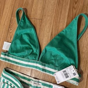 Mango women’s top. NWT. Size L